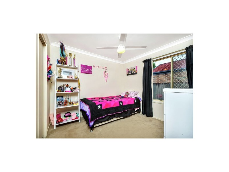 9 Pinedale Cr, Parkinson QLD 4115