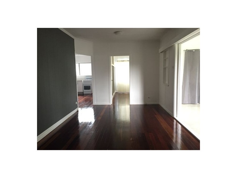 3 Dixon Rd, Sunnybank QLD 4109