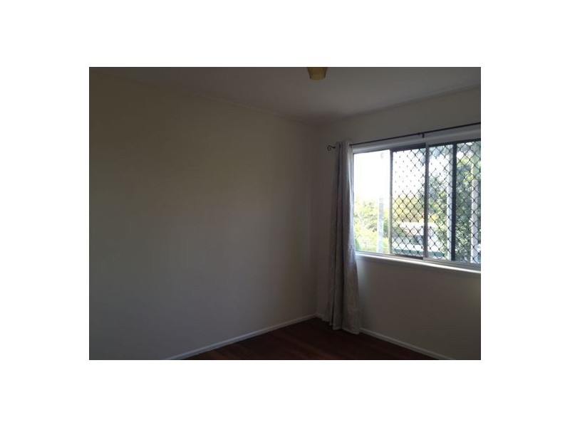 15 Ewinga Street, Kingston QLD 4114