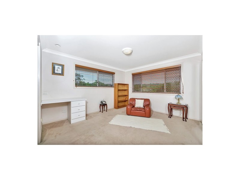 28 Hanrahan Street, Robertson QLD 4109