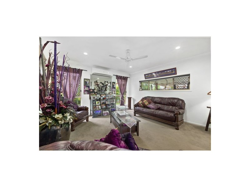 6 Cedarwood Street, Berrinba QLD 4117