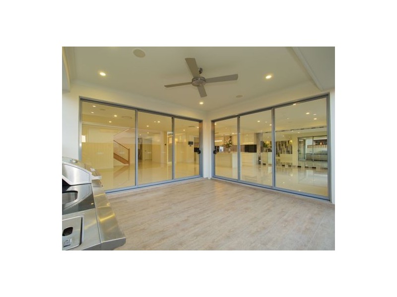 16 Soar St, Rochedale QLD 4123