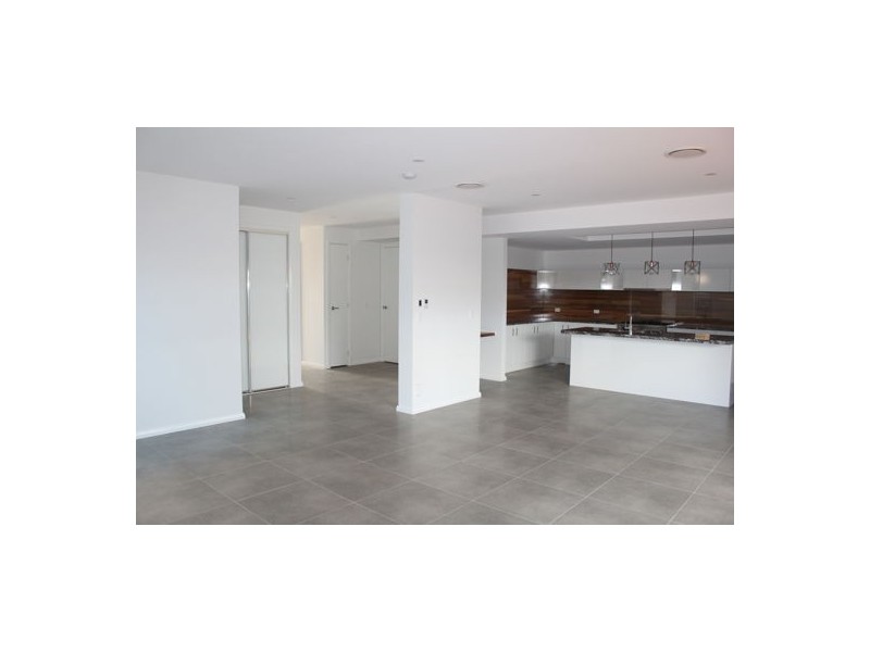 2A Ross St, Rochedale QLD 4123