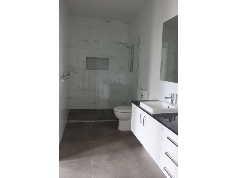 2A Ross St, Rochedale QLD 4123