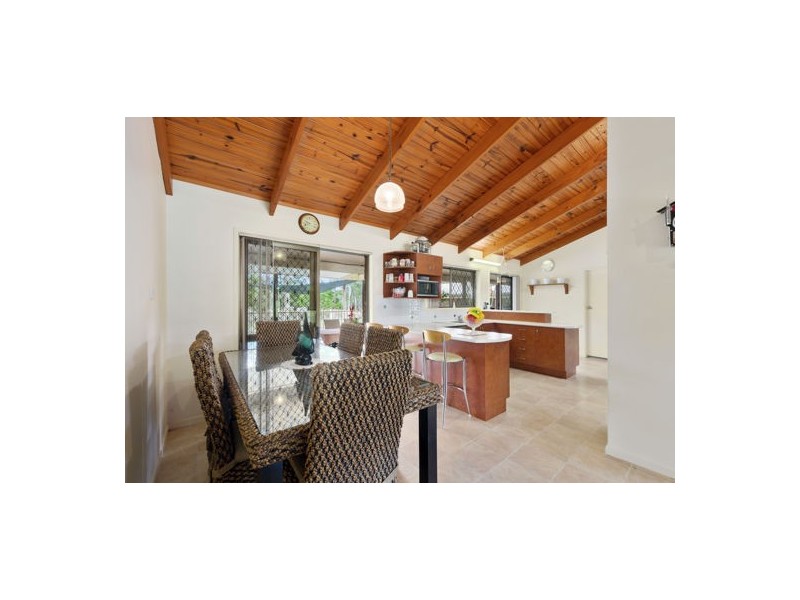 7-11 Crest Rd, Greenbank QLD 4124