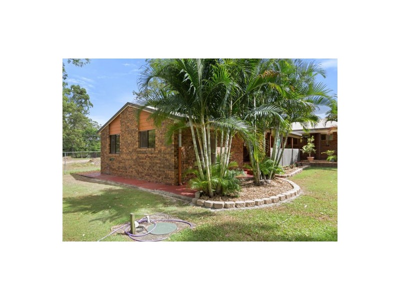 7-11 Crest Rd, Greenbank QLD 4124