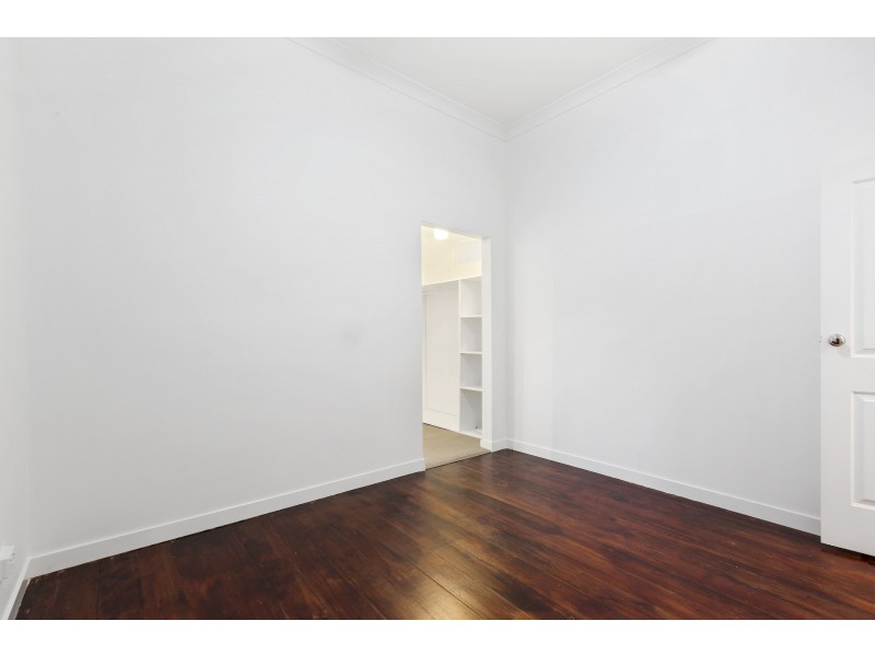 49A Woodford St, One Mile QLD 4305