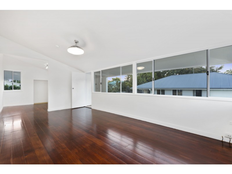 49A Woodford St, One Mile QLD 4305