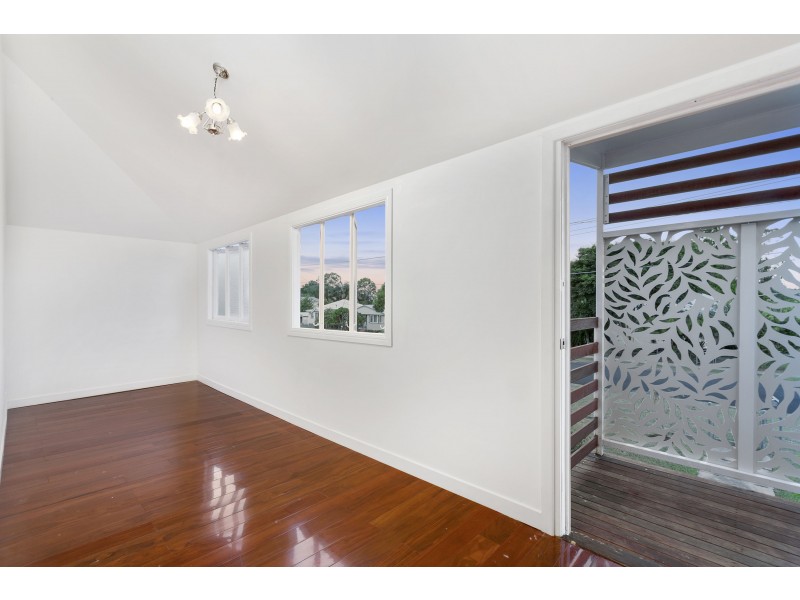 49A Woodford St, One Mile QLD 4305