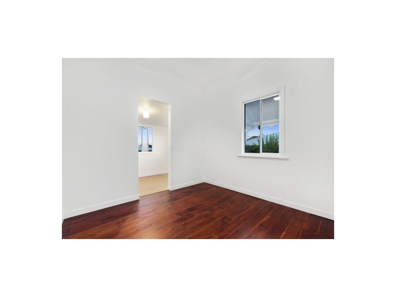 49A Woodford Street, One Mile QLD 4305