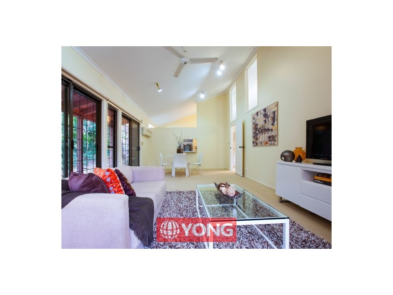 31 Lingle Street, Robertson QLD 4109