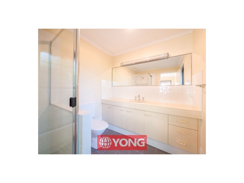 31 Lingle Street, Robertson QLD 4109