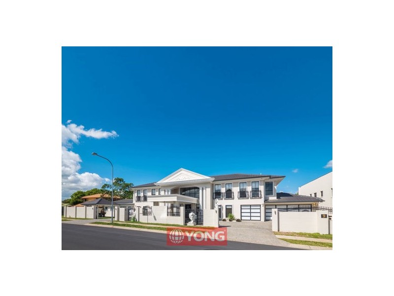 9 Parnassus Street, Robertson QLD 4109