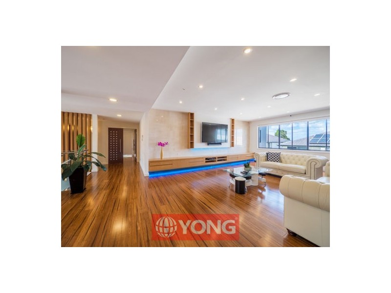 9 Parnassus Street, Robertson QLD 4109