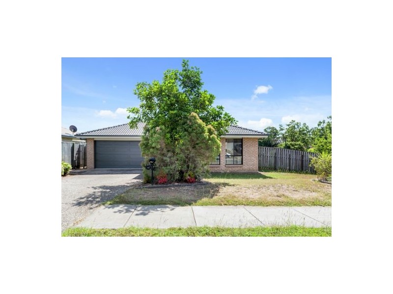 14 Olive Smith St, Redbank Plains QLD 4301