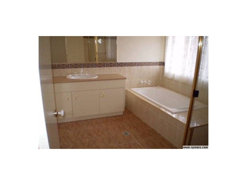 21 Apple Blossom Place, Eight Mile Plains QLD 4113