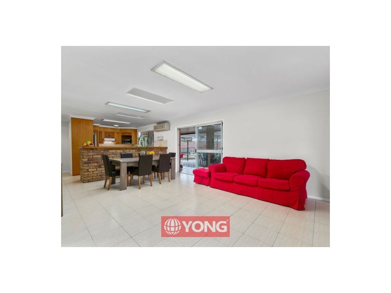 5 Brandy Court, Calamvale QLD 4116