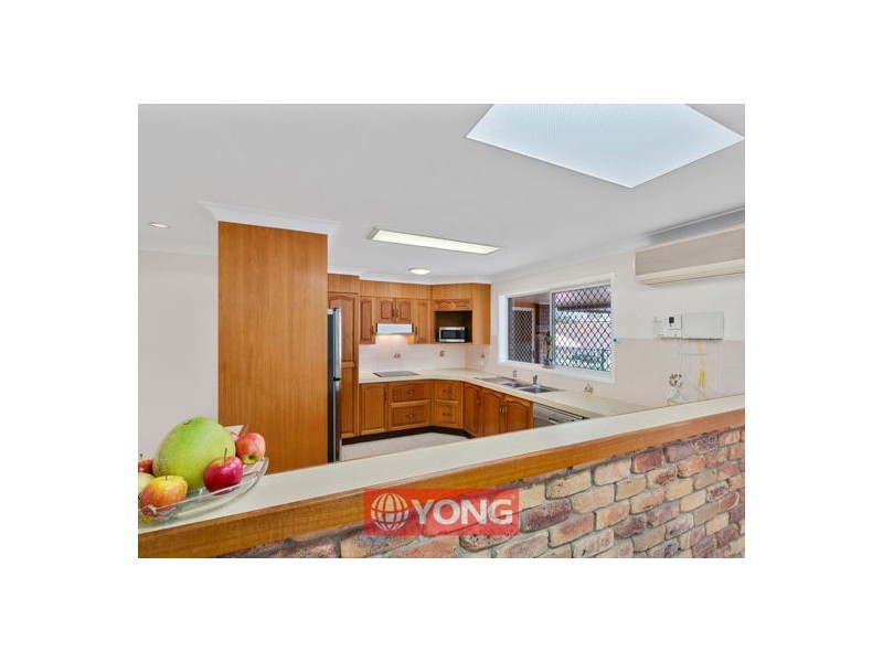 5 Brandy Court, Calamvale QLD 4116