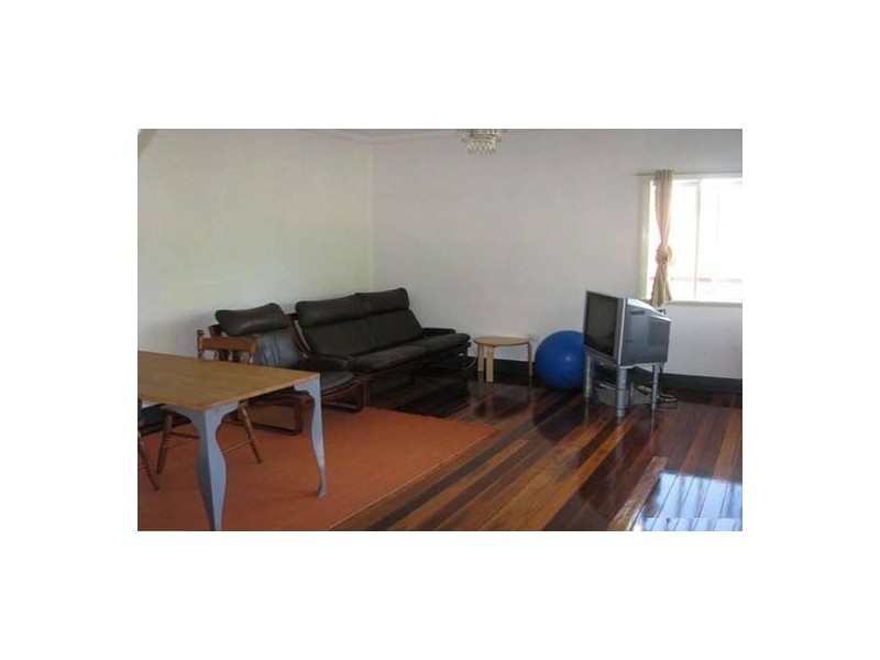 30 Mains Road, Sunnybank QLD 4109