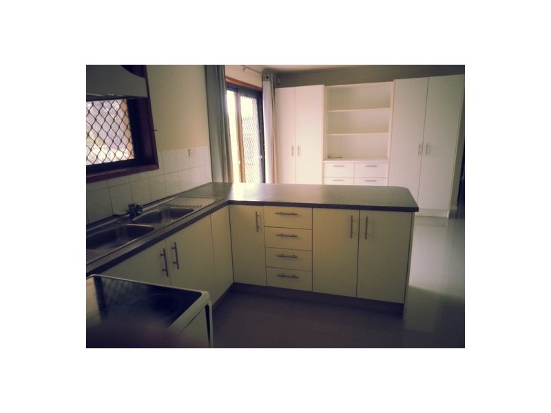 118 Estramina Rd, Regents Park QLD 4118