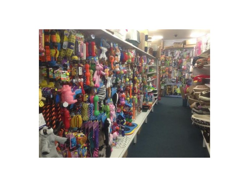 Shop 6 35 Station Road, Logan Central QLD 4114