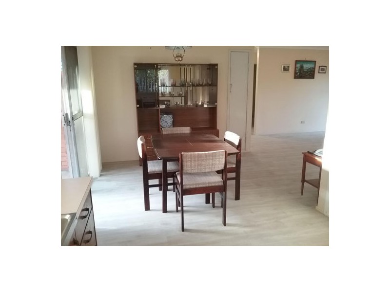 6. Saffron St., Robertson QLD 4109