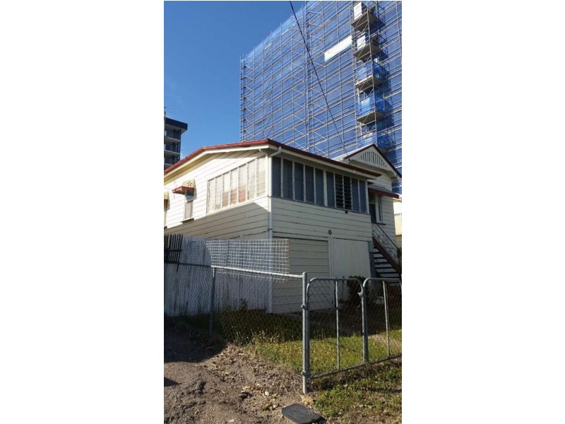 20 Wolseley Street, Woolloongabba QLD 4102