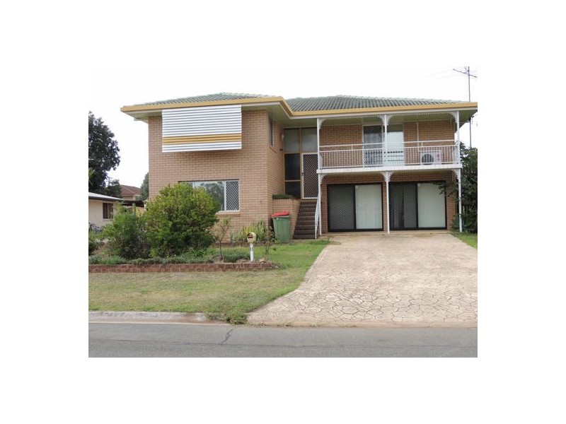 11 Crestview Avenue, Gatton QLD 4343