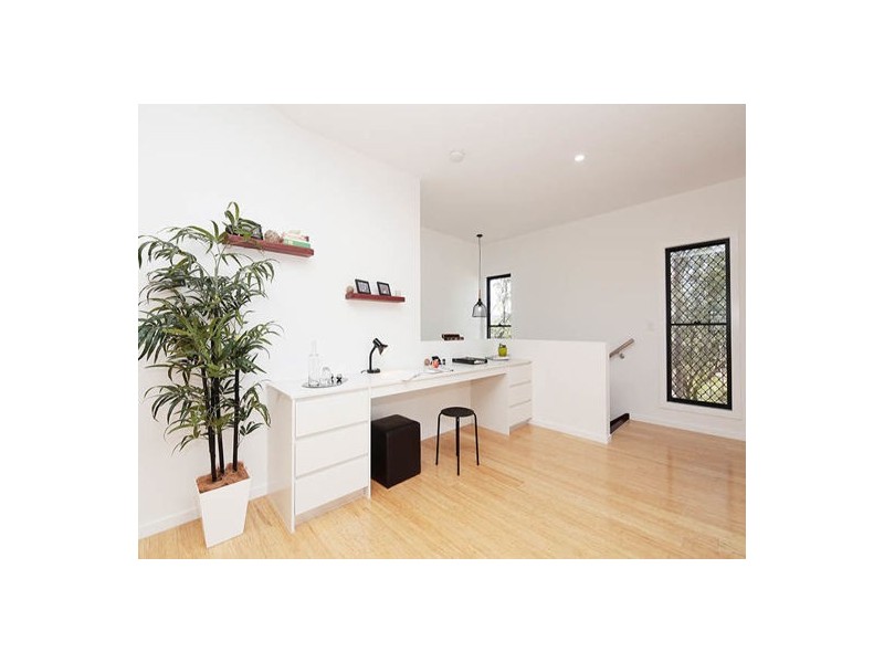 5 Plantation Pl, Mackenzie QLD 4156