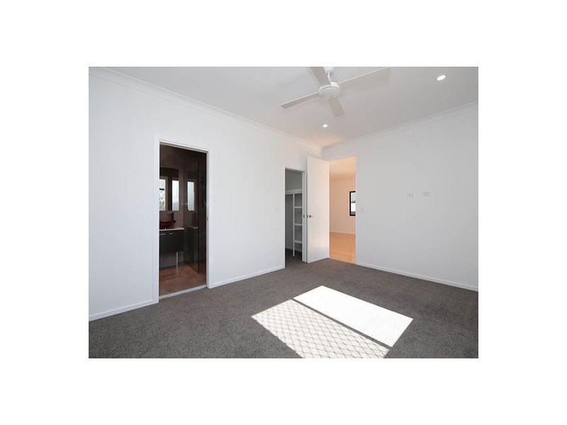 5 Plantation Pl, Mackenzie QLD 4156