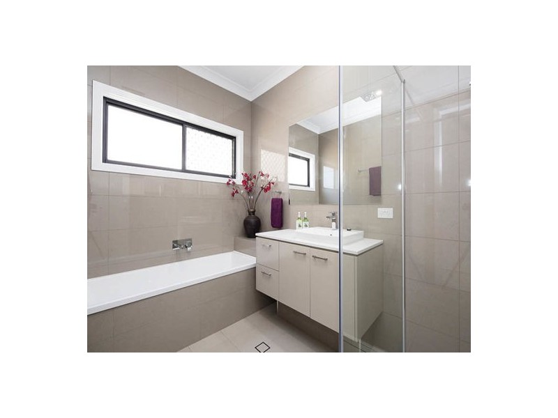 5 Plantation Pl, Mackenzie QLD 4156