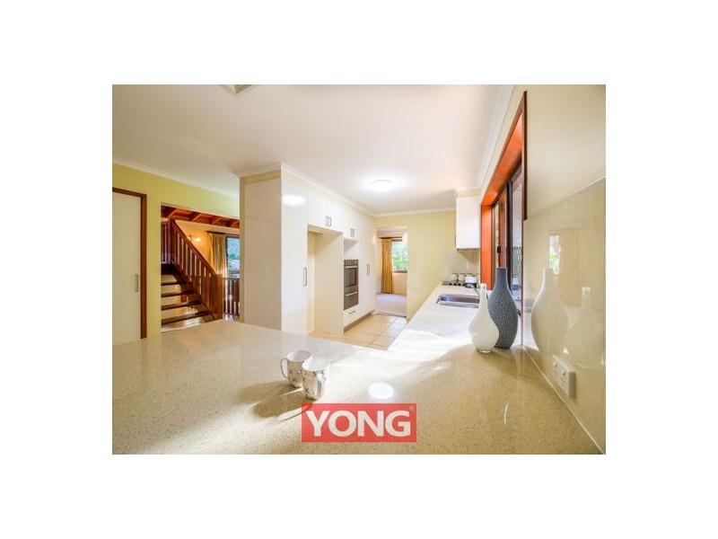 27 Orpheus Street, Robertson QLD 4109