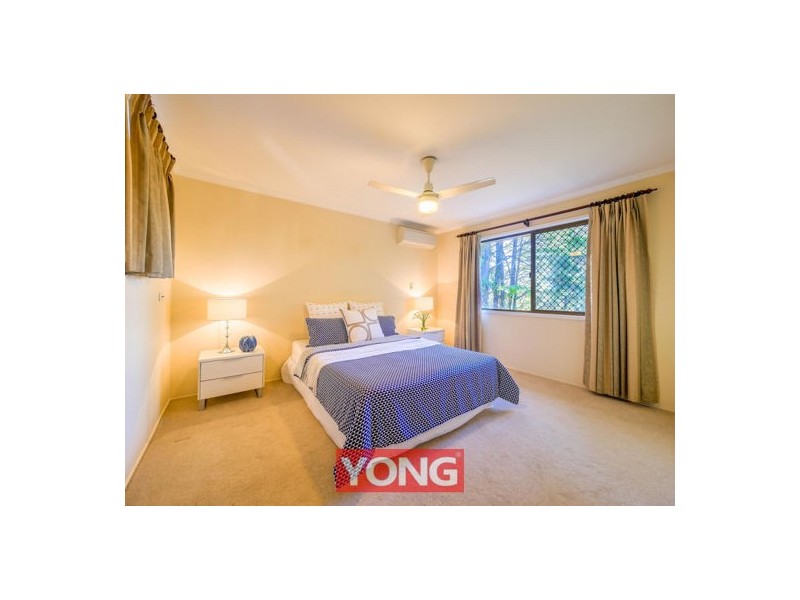 27 Orpheus Street, Robertson QLD 4109