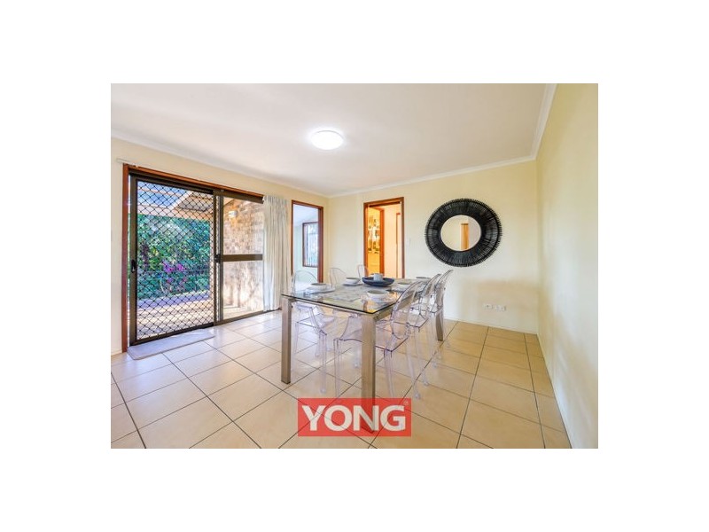 27 Orpheus Street, Robertson QLD 4109