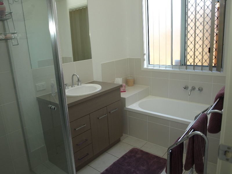 Parkinson QLD 4115