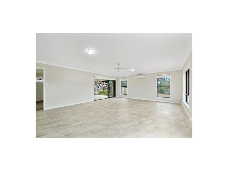 146 Eugene Street, Bellbird Park QLD 4300