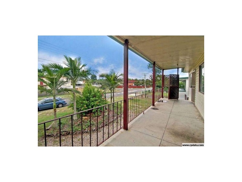 15 Spruce Street, Kingston QLD 4114