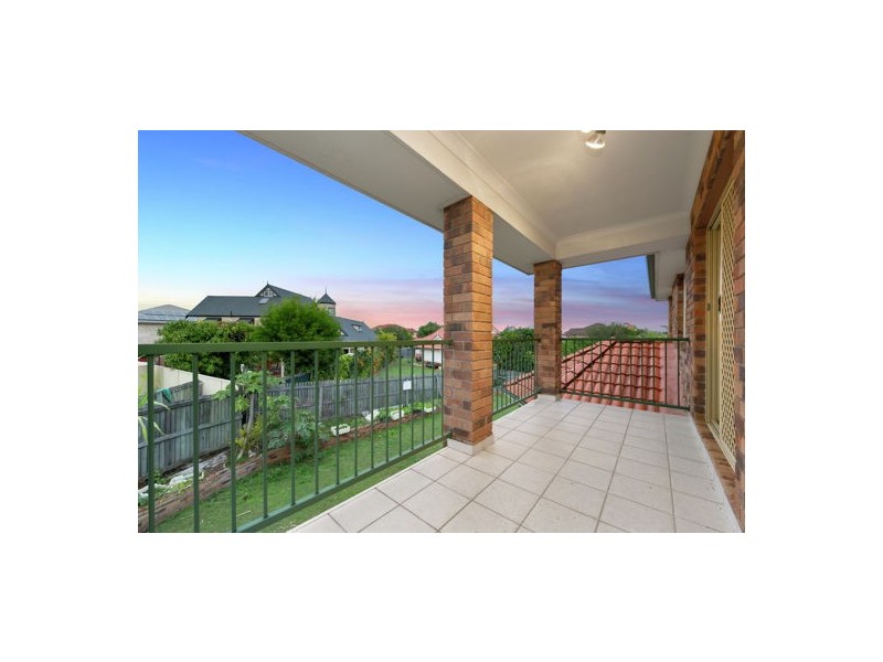56 Castle Hill Drive, Murrumba Downs QLD 4503