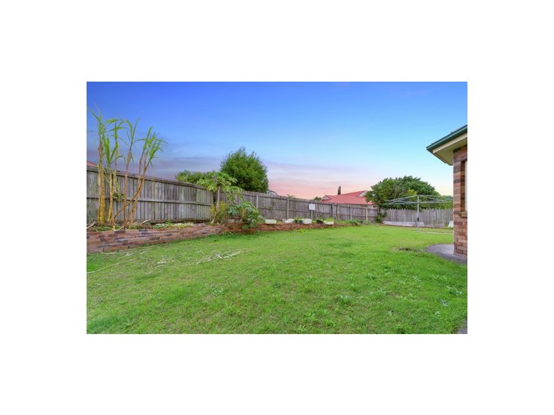 56 Castle Hill Drive, Murrumba Downs QLD 4503