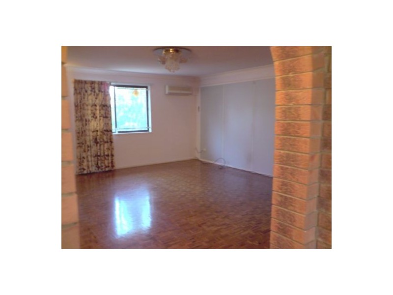 32 Cosmic St, Robertson QLD 4109
