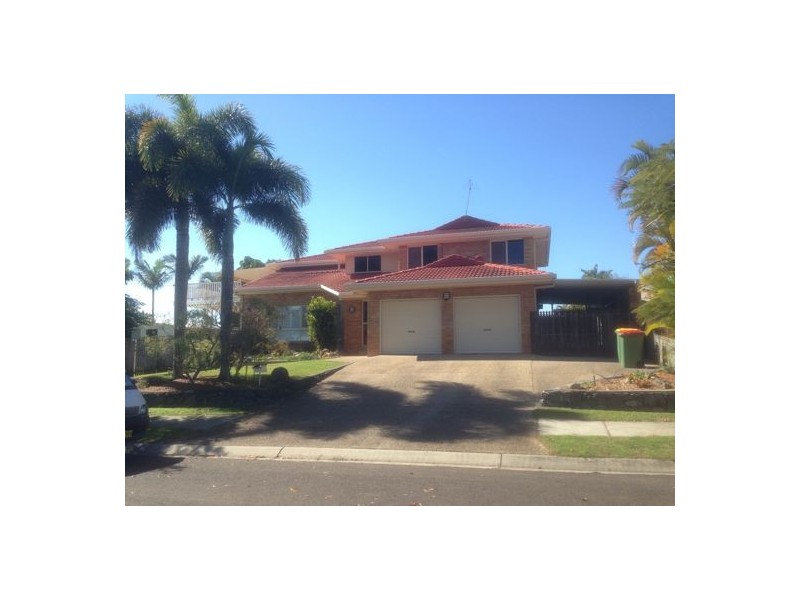 1 Cresthill Street, Birkdale QLD 4159