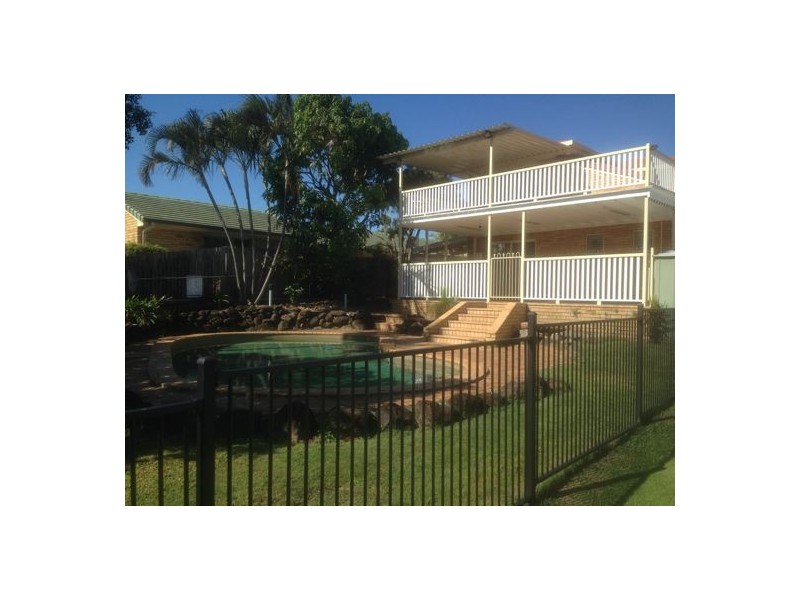 1 Cresthill Street, Birkdale QLD 4159