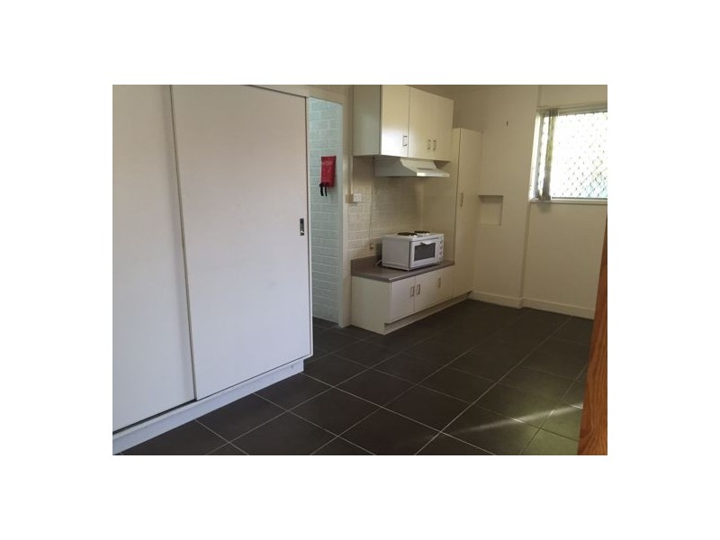 3a Stanford St, Robertson QLD 4109