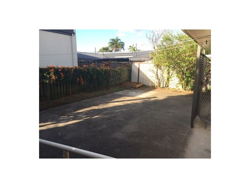 3a Stanford St, Robertson QLD 4109