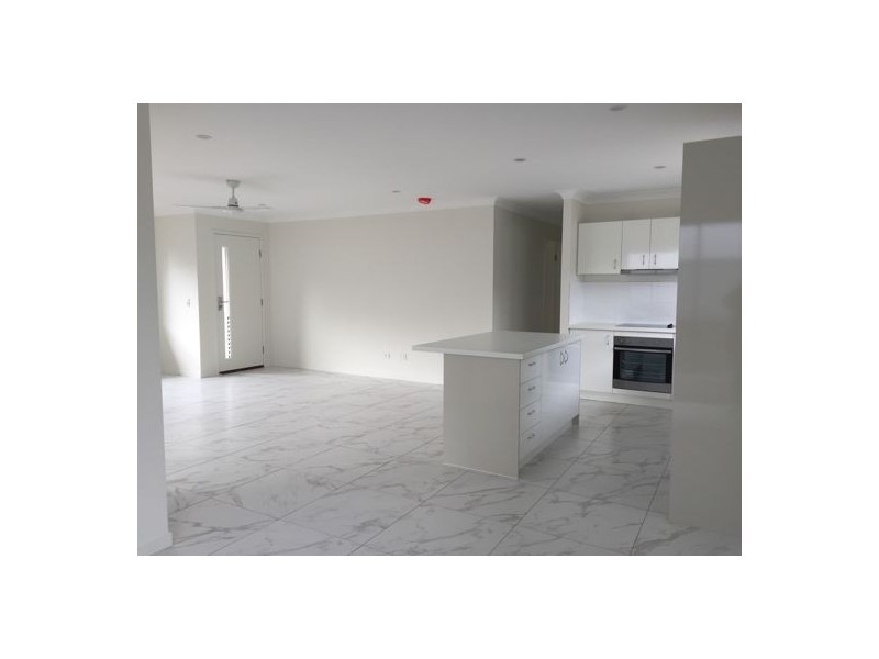 1/36 Clare St, Kingston QLD 4114