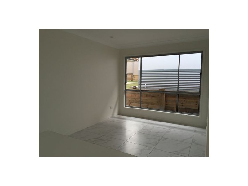 1/36 Clare St, Kingston QLD 4114