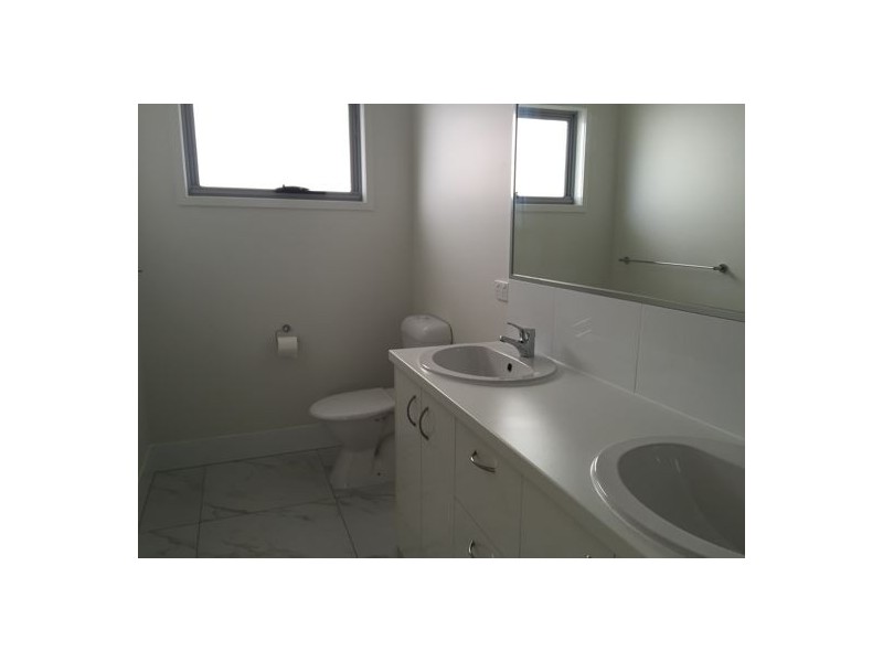 1/36 Clare St, Kingston QLD 4114