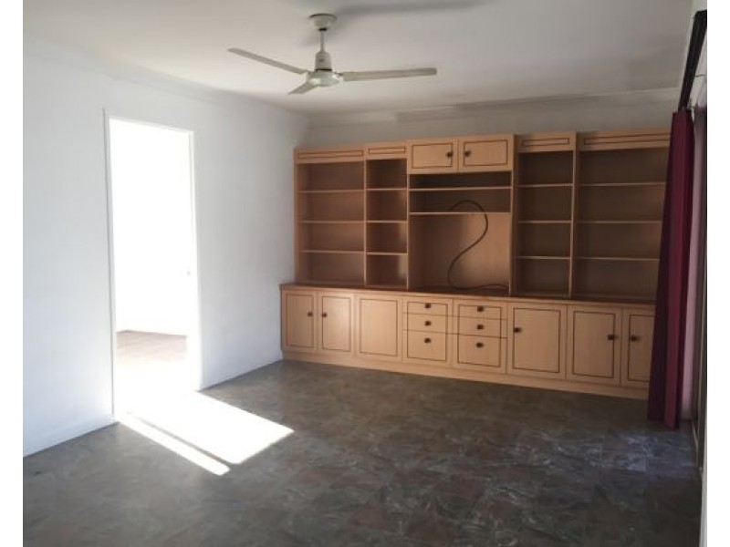 35 Vanderbilt St, Eight Mile Plains QLD 4113