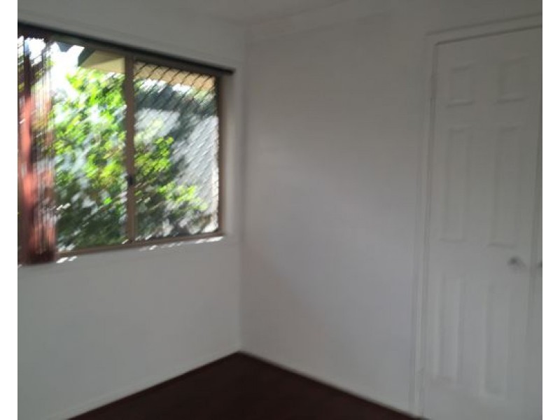 35 Vanderbilt St, Eight Mile Plains QLD 4113