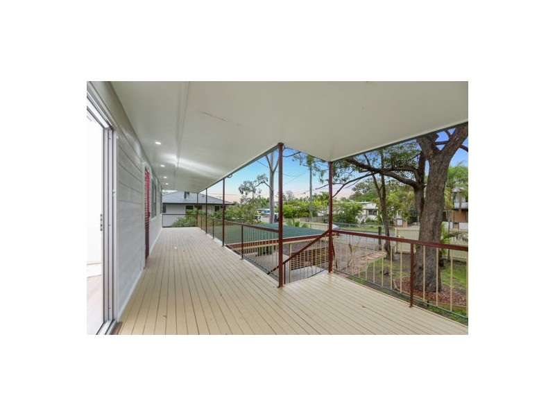 4 Leaza St, Marsden QLD 4132